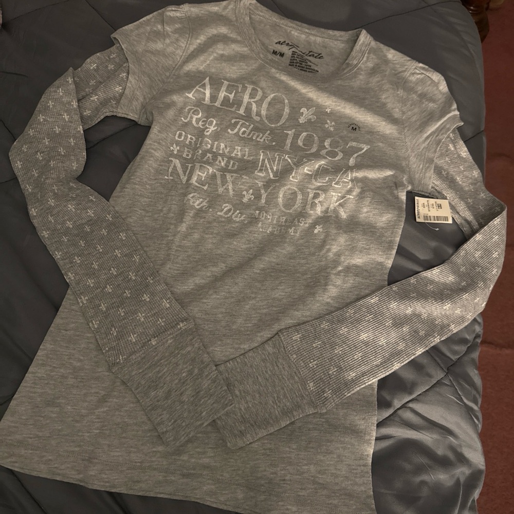 Aeropostale Light Gray Graphic Crewneck Tee